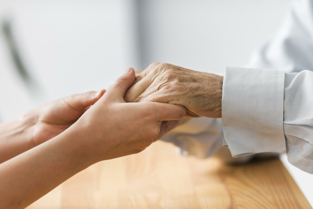 Parkinson: Cómo reconocer los signos de alerta y tratarlo oportunamente